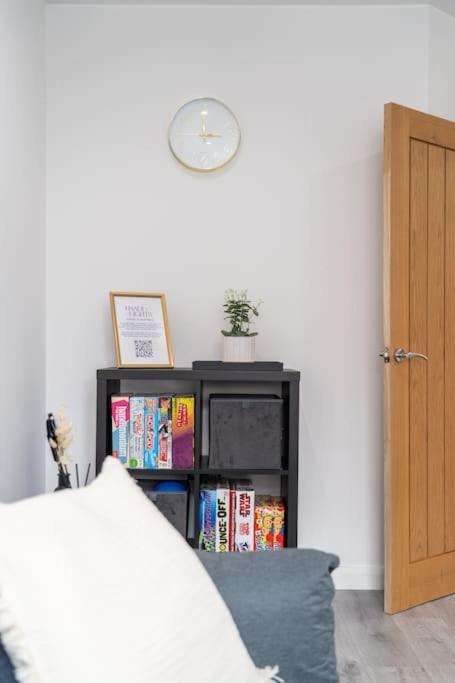 Urban Comfort Getaway- Leicester City Centre Экстерьер фото